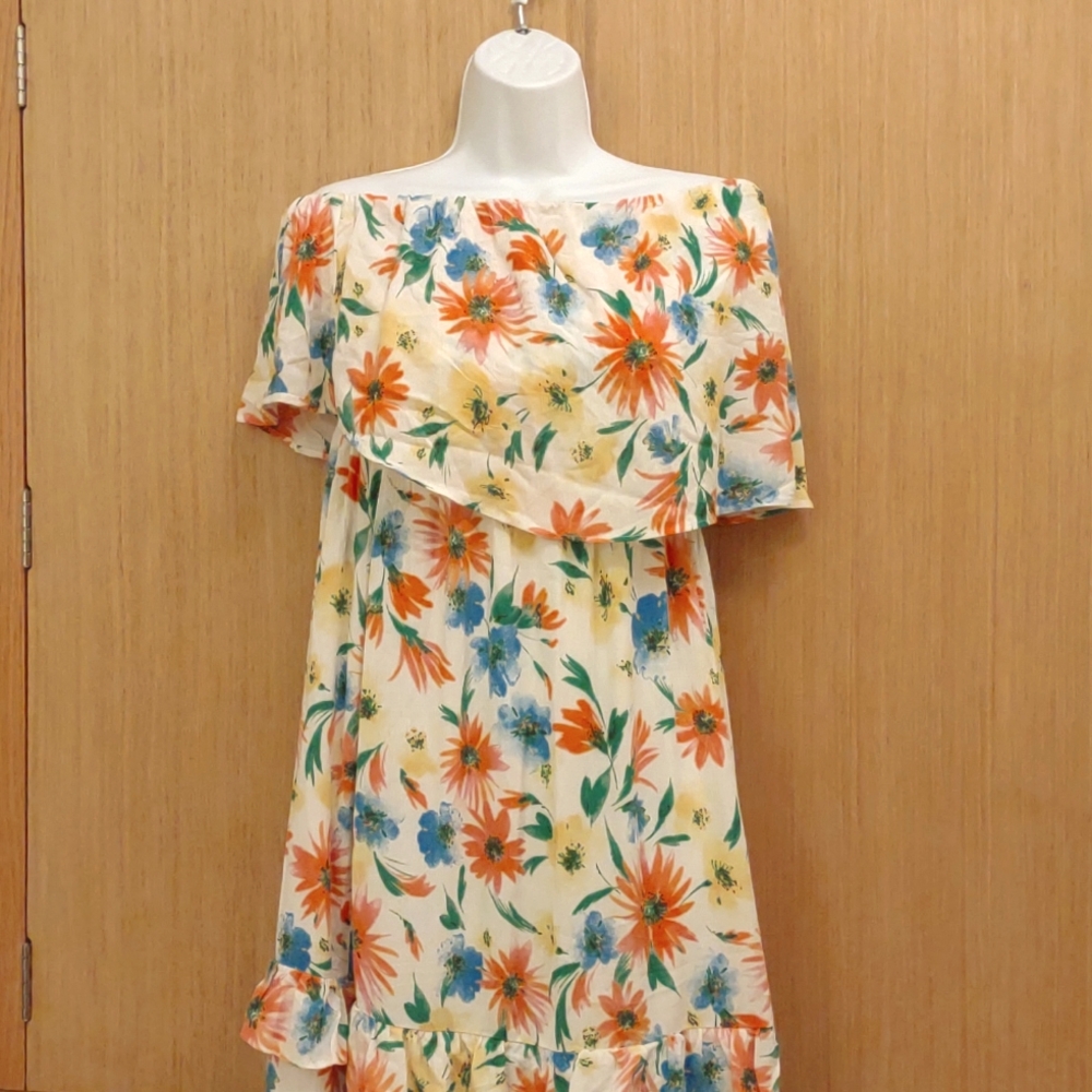 NWT Cream Floral Off Shoulder Dress SZ L By Lush